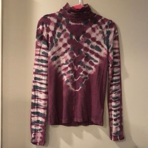 Free People Tie Die Turtle Neck!